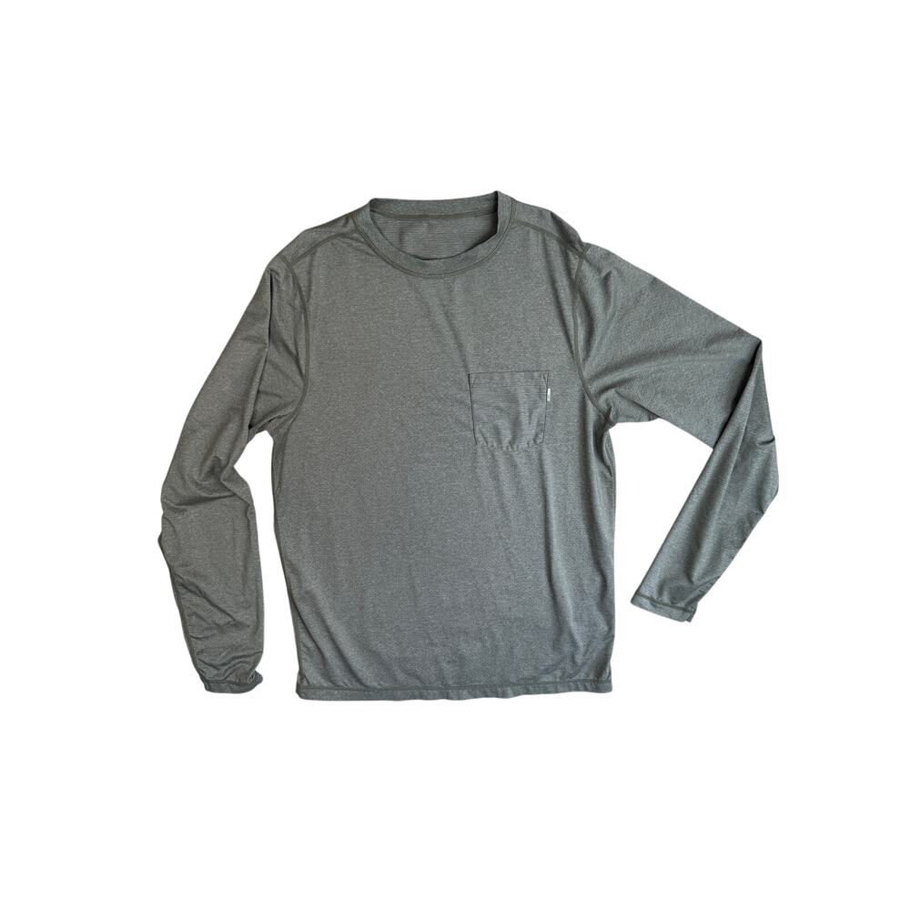 Vuori Men's Tradewind Long Sleeve Pocket T Shirt Heather Green Medium